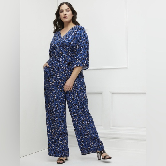 💙 ELOQUII ELEMENTS – Blue Animal Print Jumpsuit – Size 28 - Picture 1 of 9